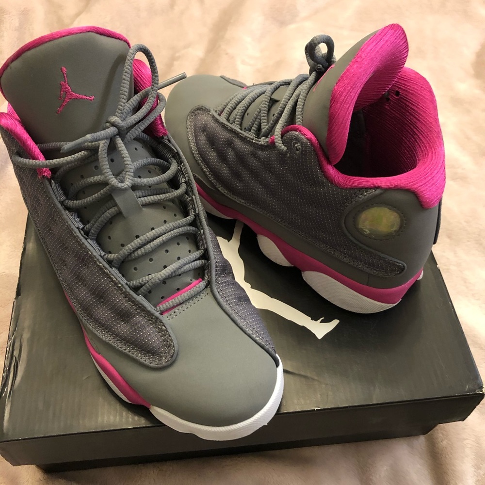 Jordan sneakers👍 - Picture 2 of 6